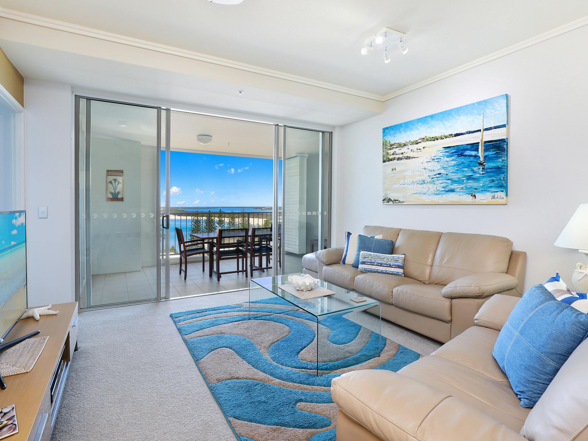 2 Bedroom Water View with a king bed in the master bedroom and 2 singles in the second bedroom. 2 Bedroom Water View with a king bed in the master bedroom and 2 singles in the second bedroom.