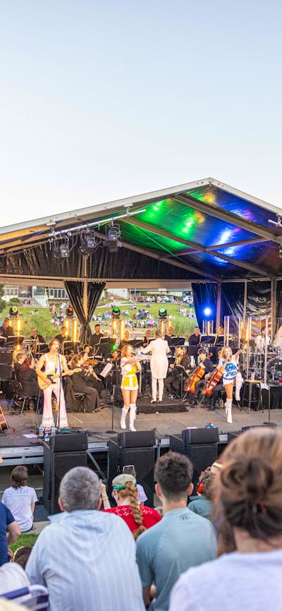 Photo of stage at daytime