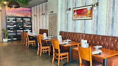 La Rustica by the lake