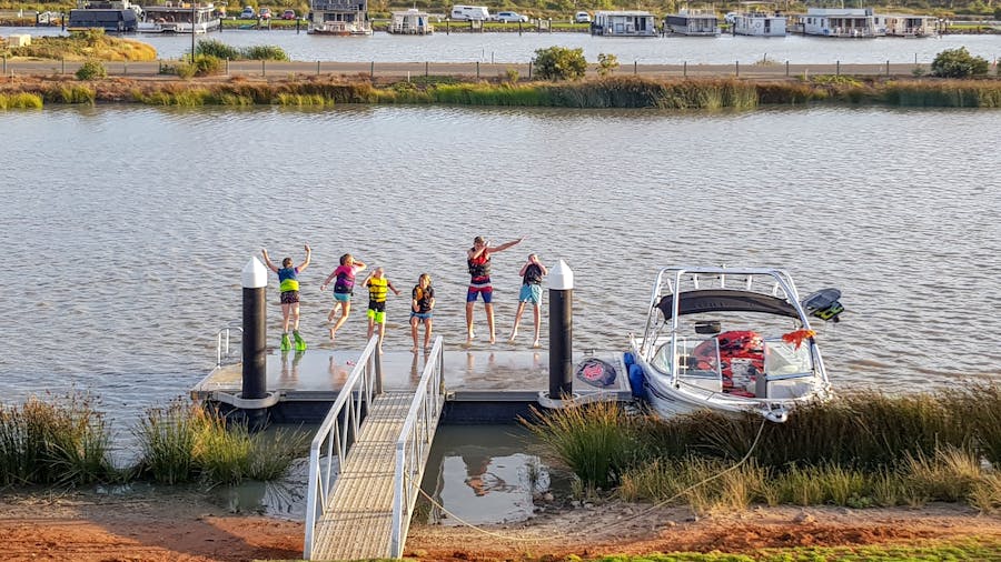 96 Marina Way Mannum Waters River Shack Rentals