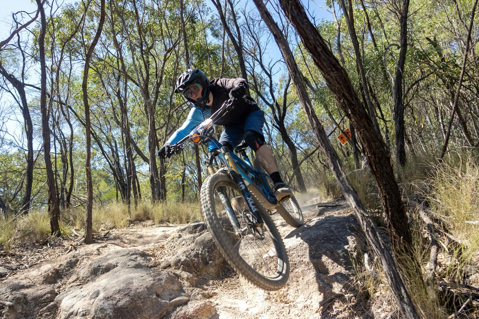 Mountain bike gravity racing