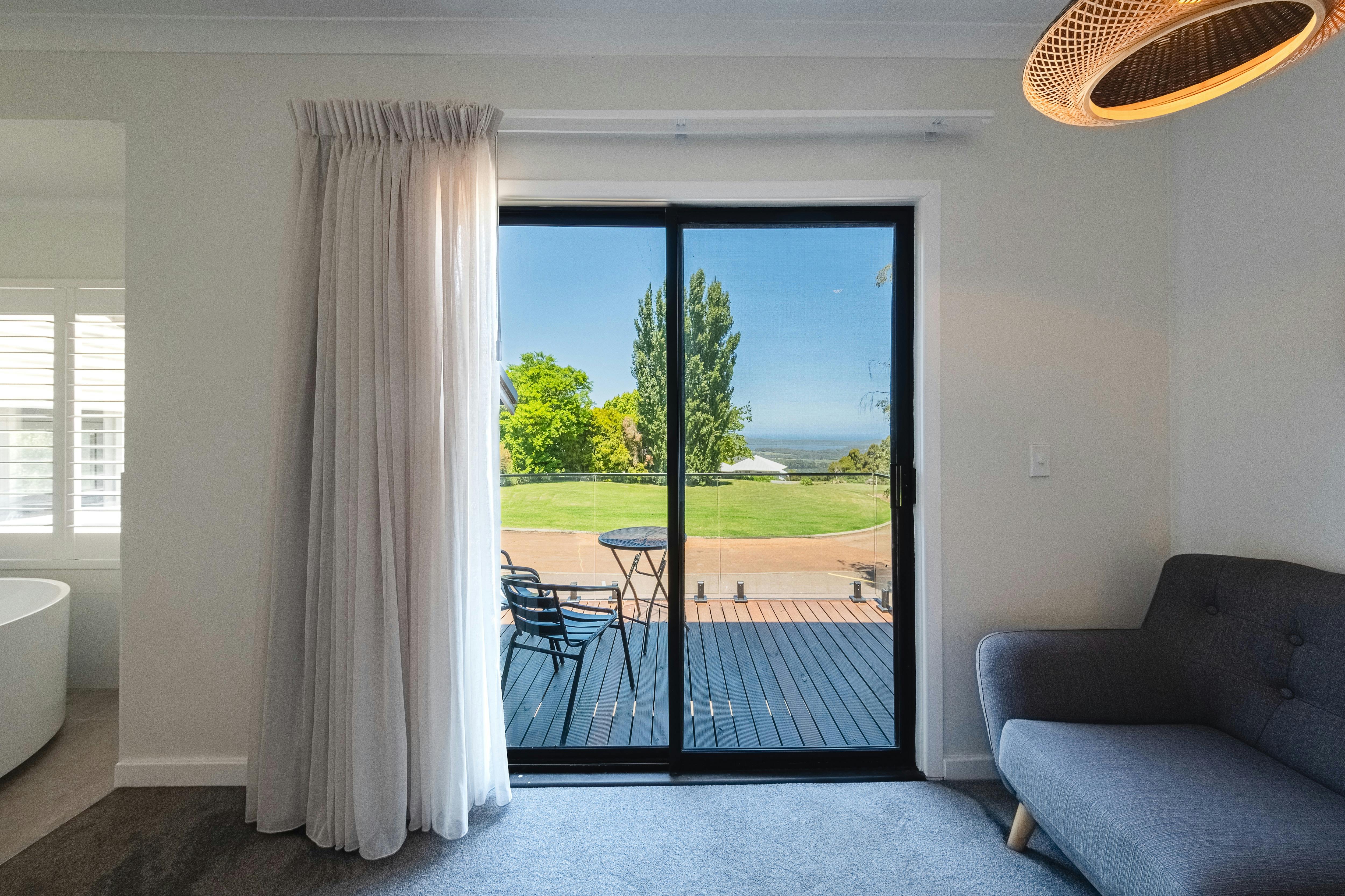 Ocean View Horizon Suite
