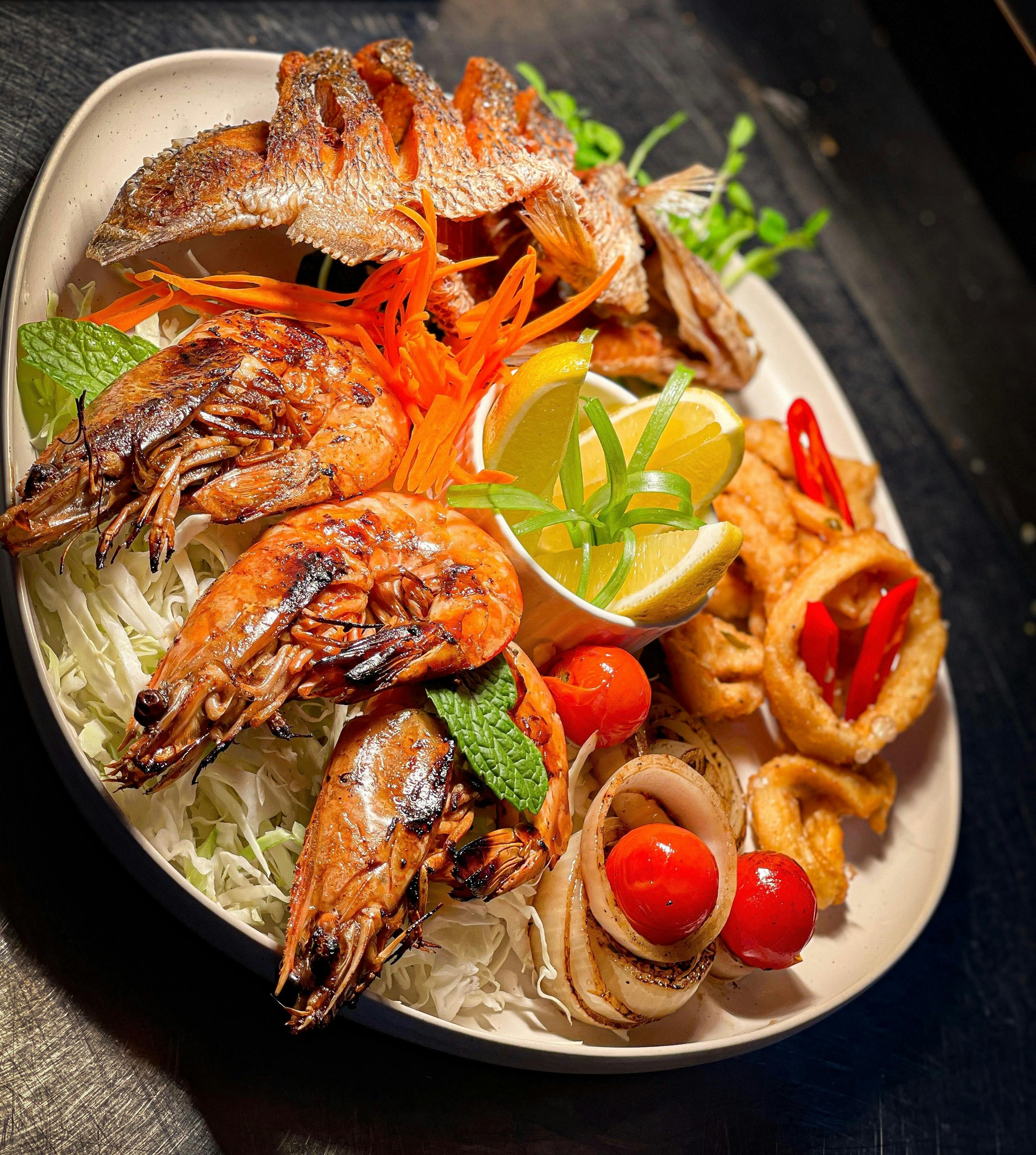 Paradise seafood