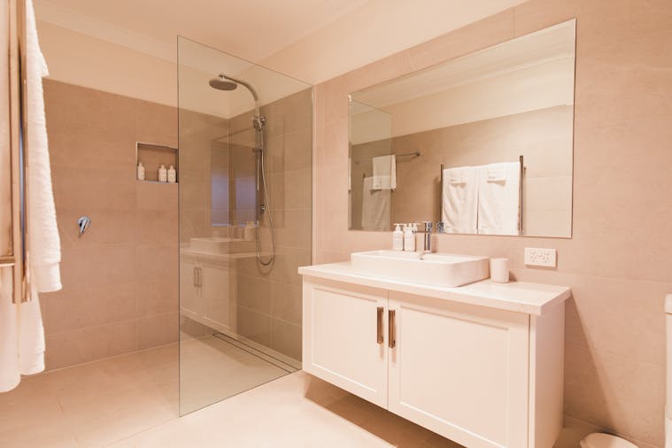 Brockenchack Vineyard Luxury Bed Breakfast
