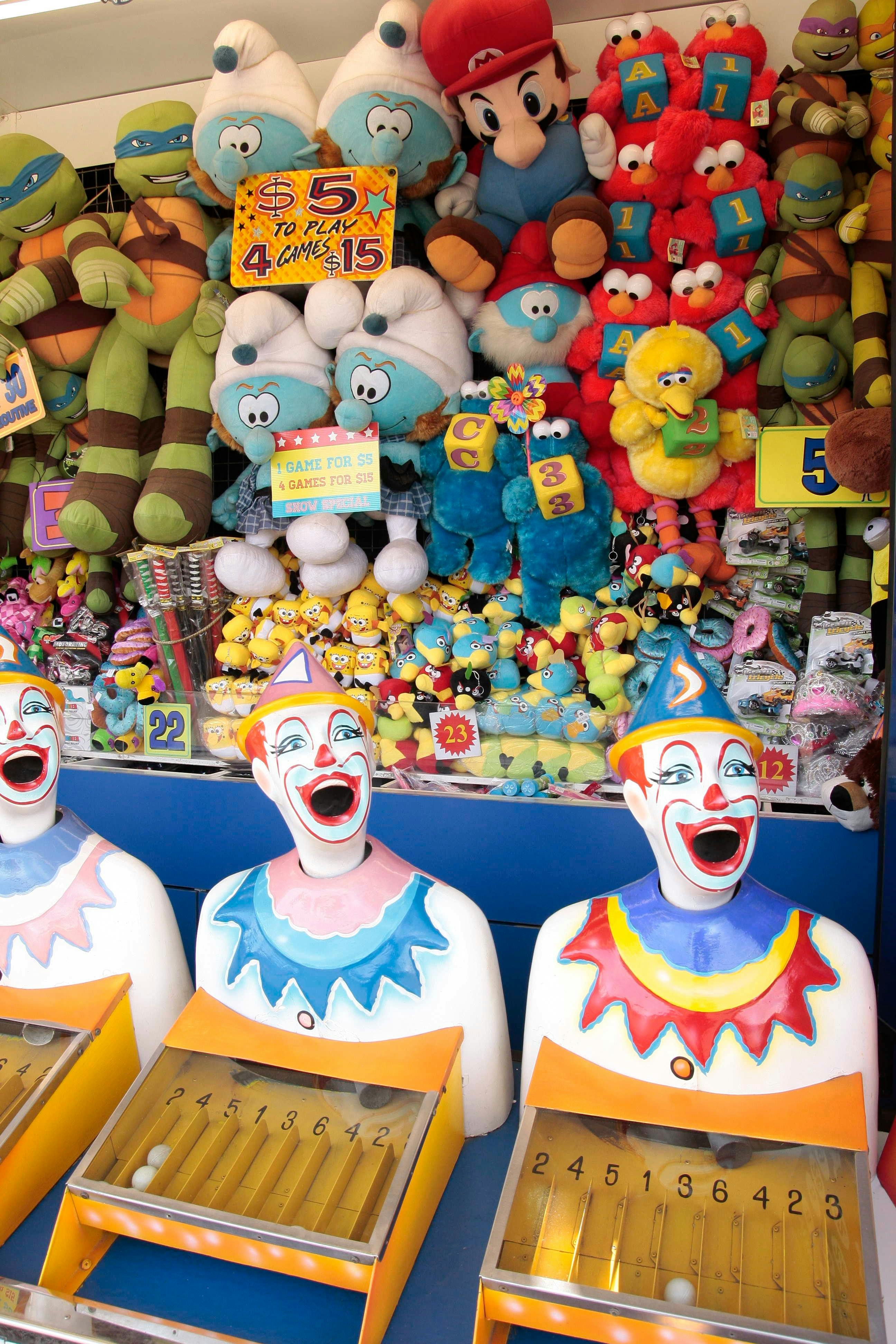 Have fun in Side-Show Alley