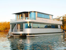 Coomera Houseboat Holidays
