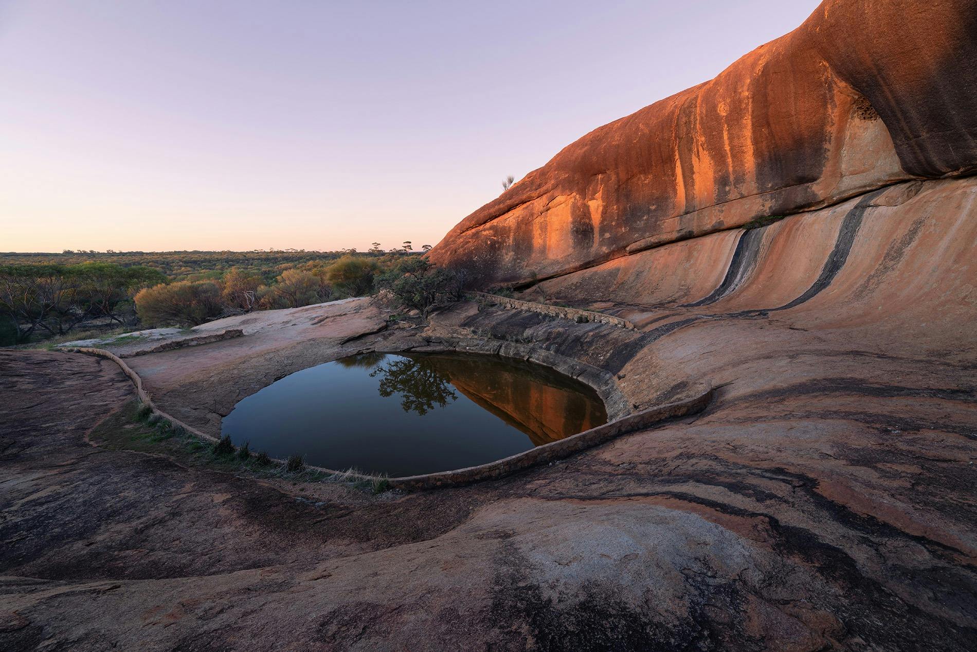 Beringbooding Rock at sunset