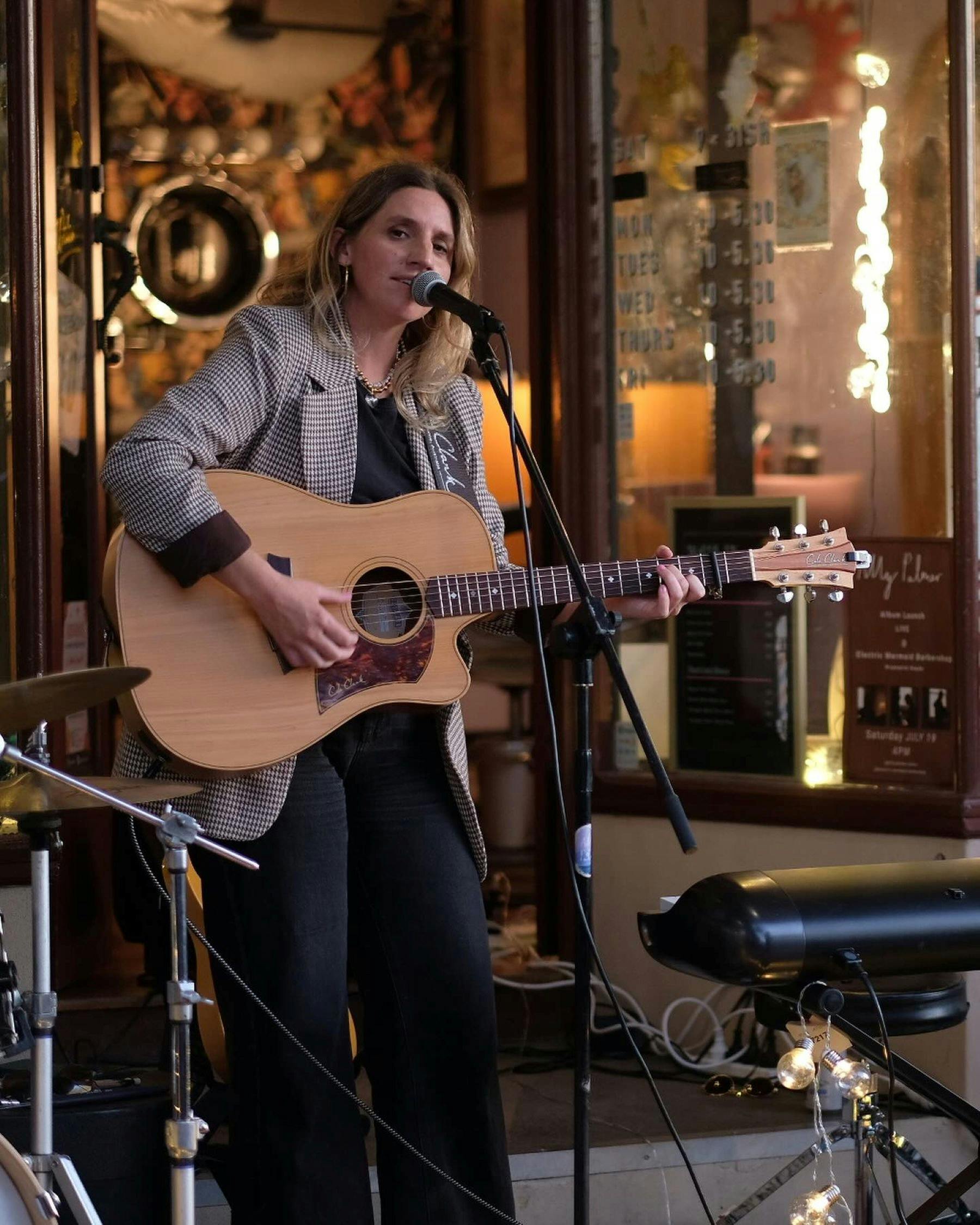 Ally Palmer at the Ballina RSL