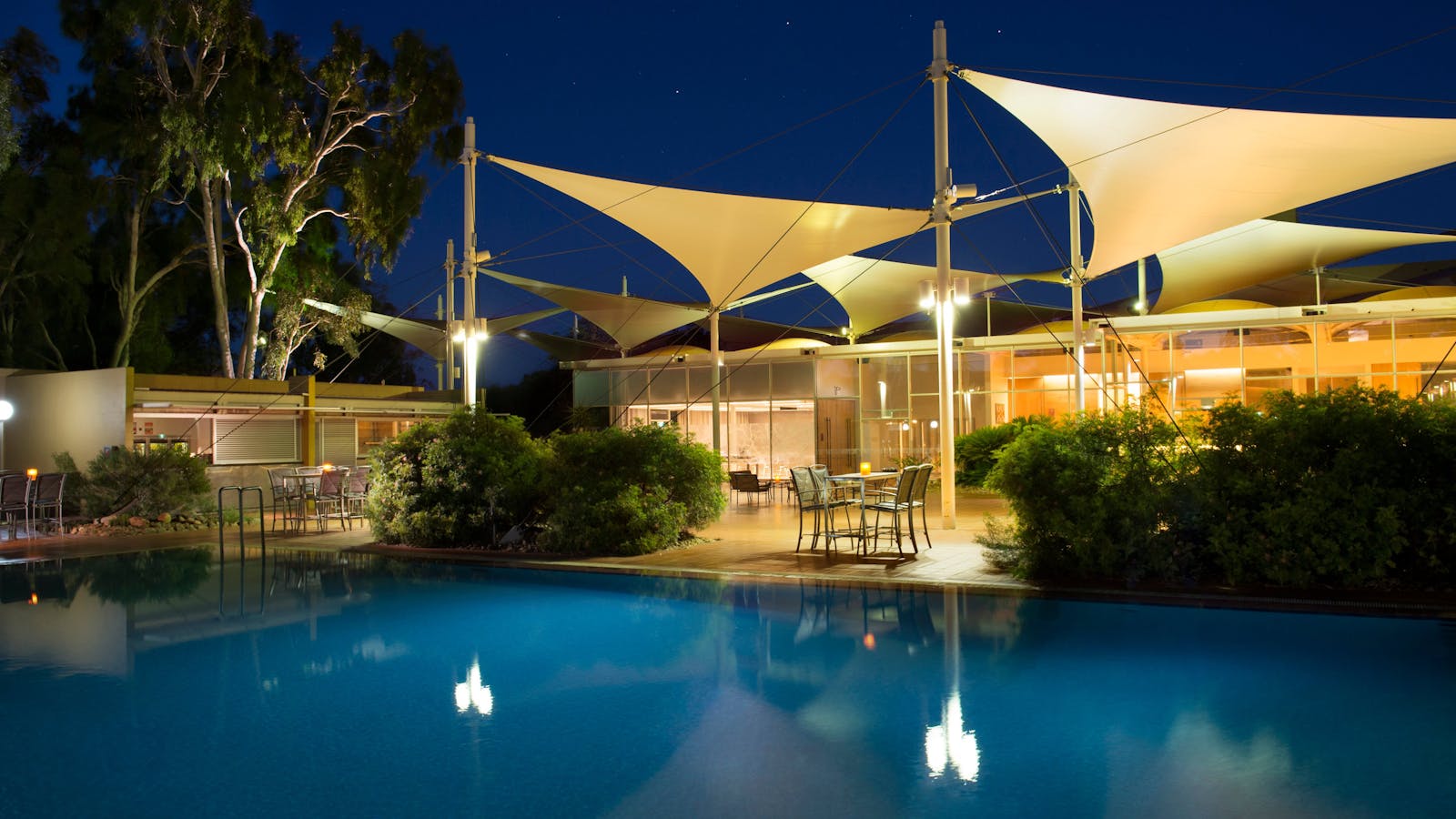 Pira Pool Bar