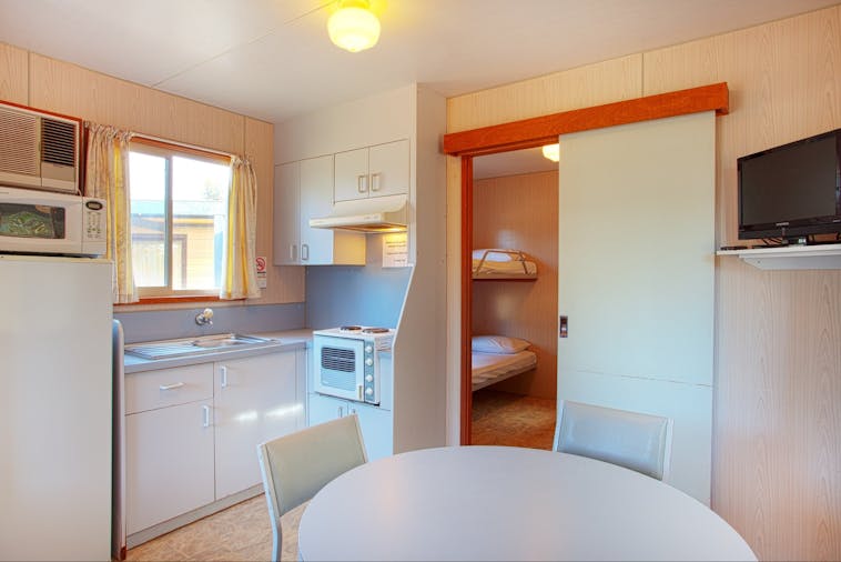 Economy External Ensuite Unit