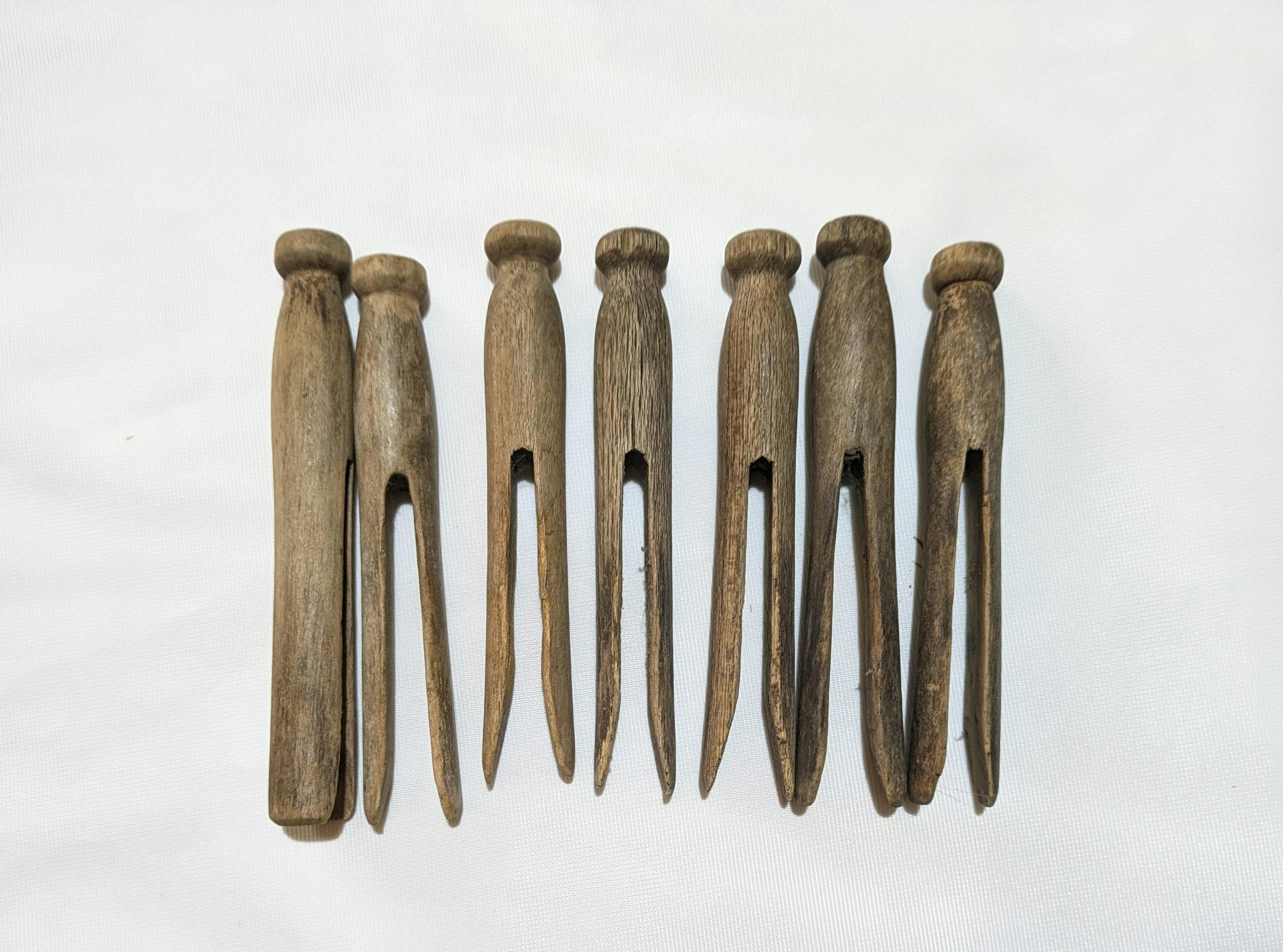 Pegs know as 'Dolly' Pegs