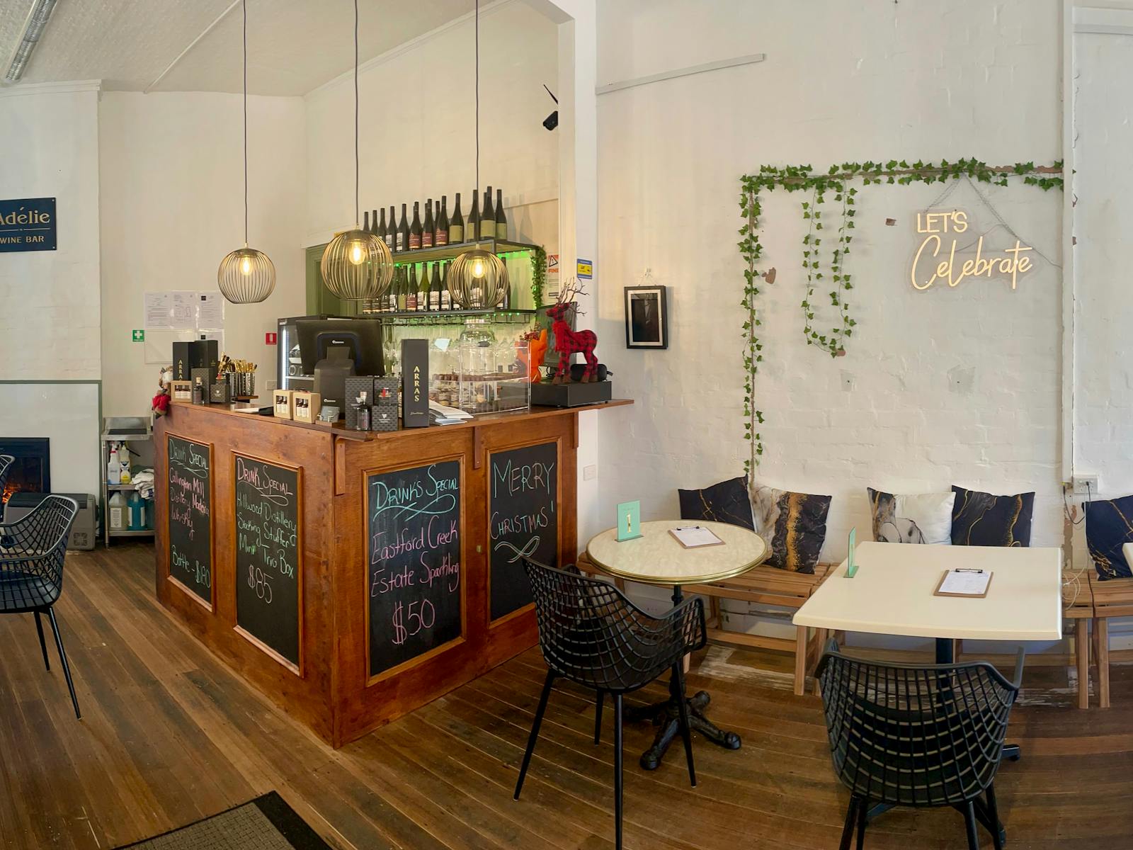 Adelie Wine Bar - Inside