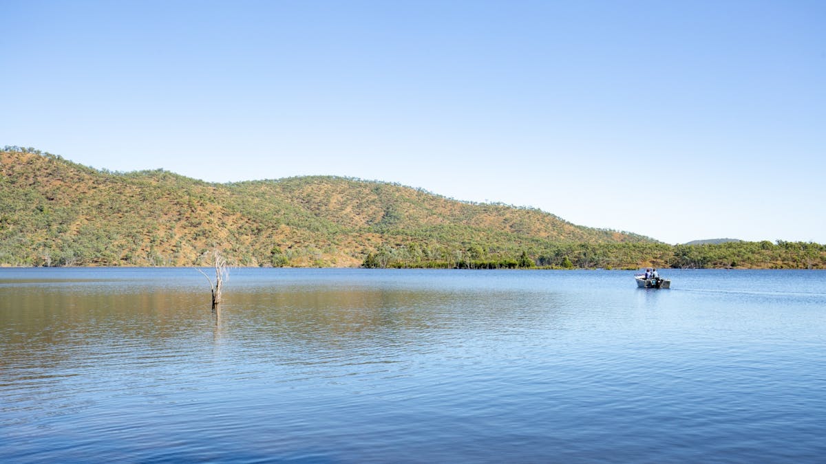 Small fishing boat on Lake Cania