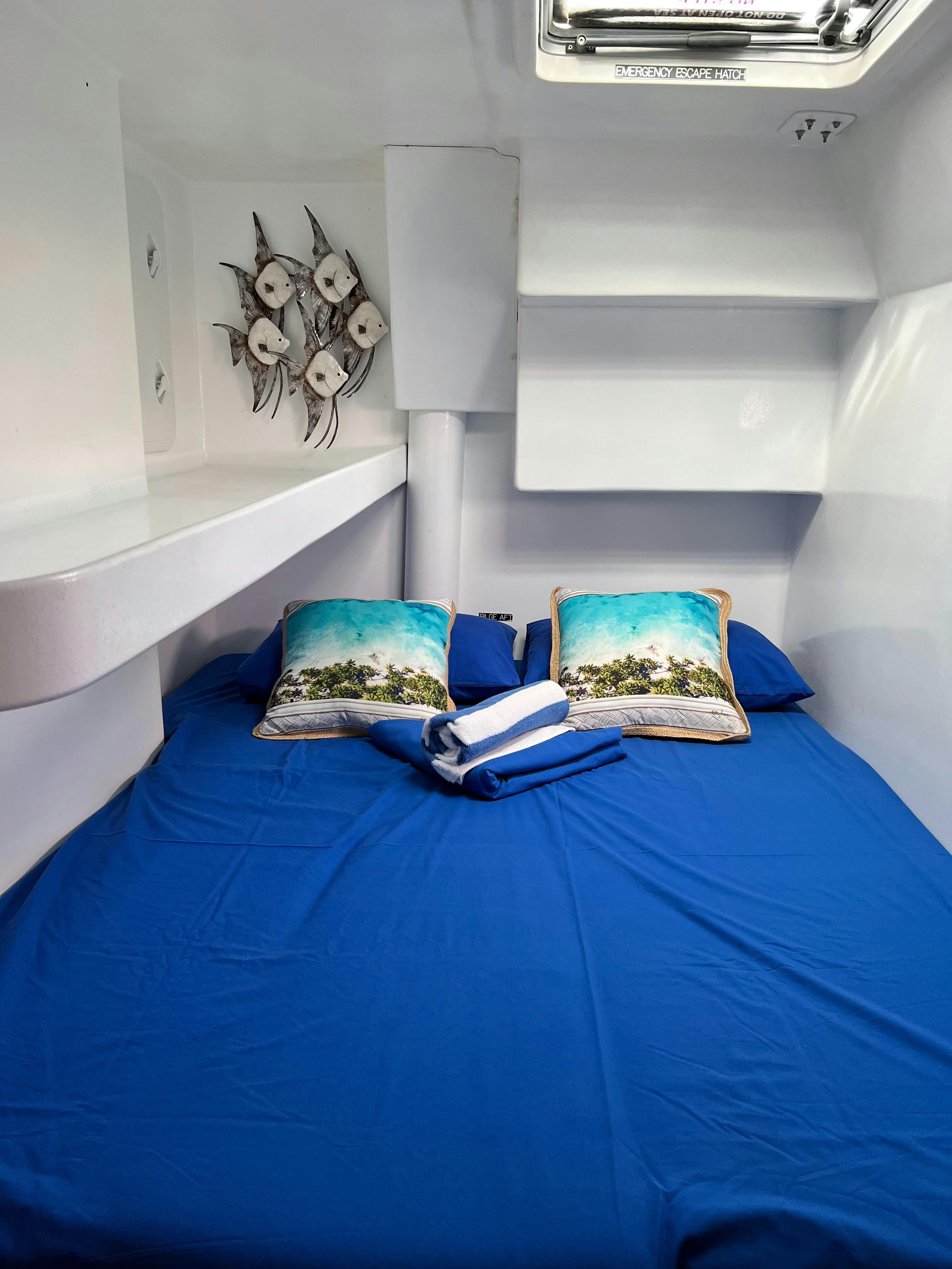 Wings III private double cabin