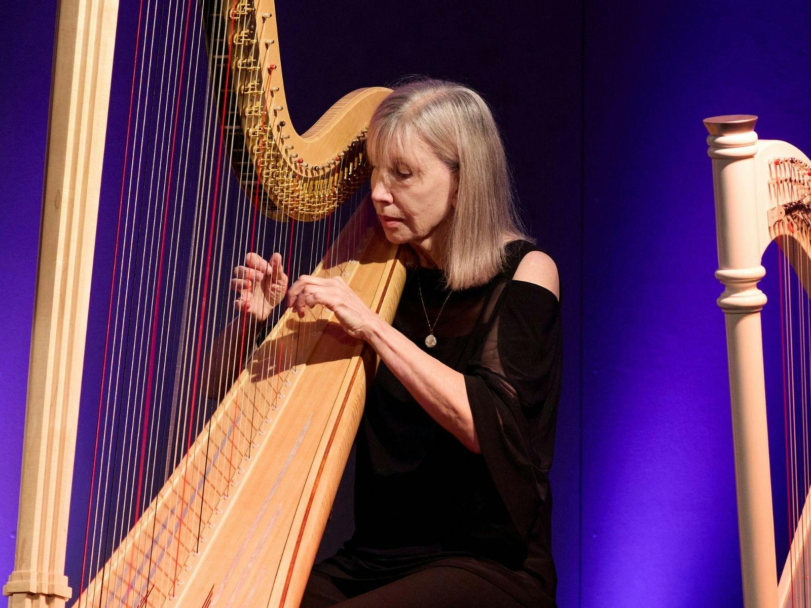 Louise Johnson, harpist