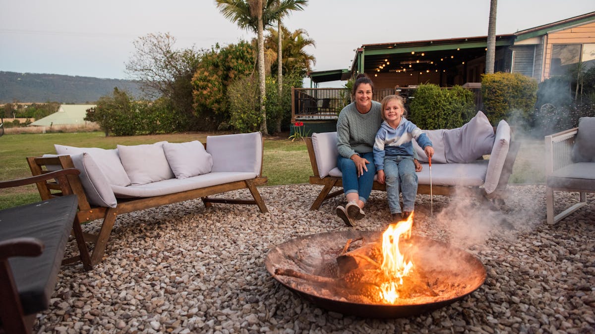 Clandulla Cottages, family friendly farmstay, Scenic Rim, 1hr drive from Brisbane and Gold Coast