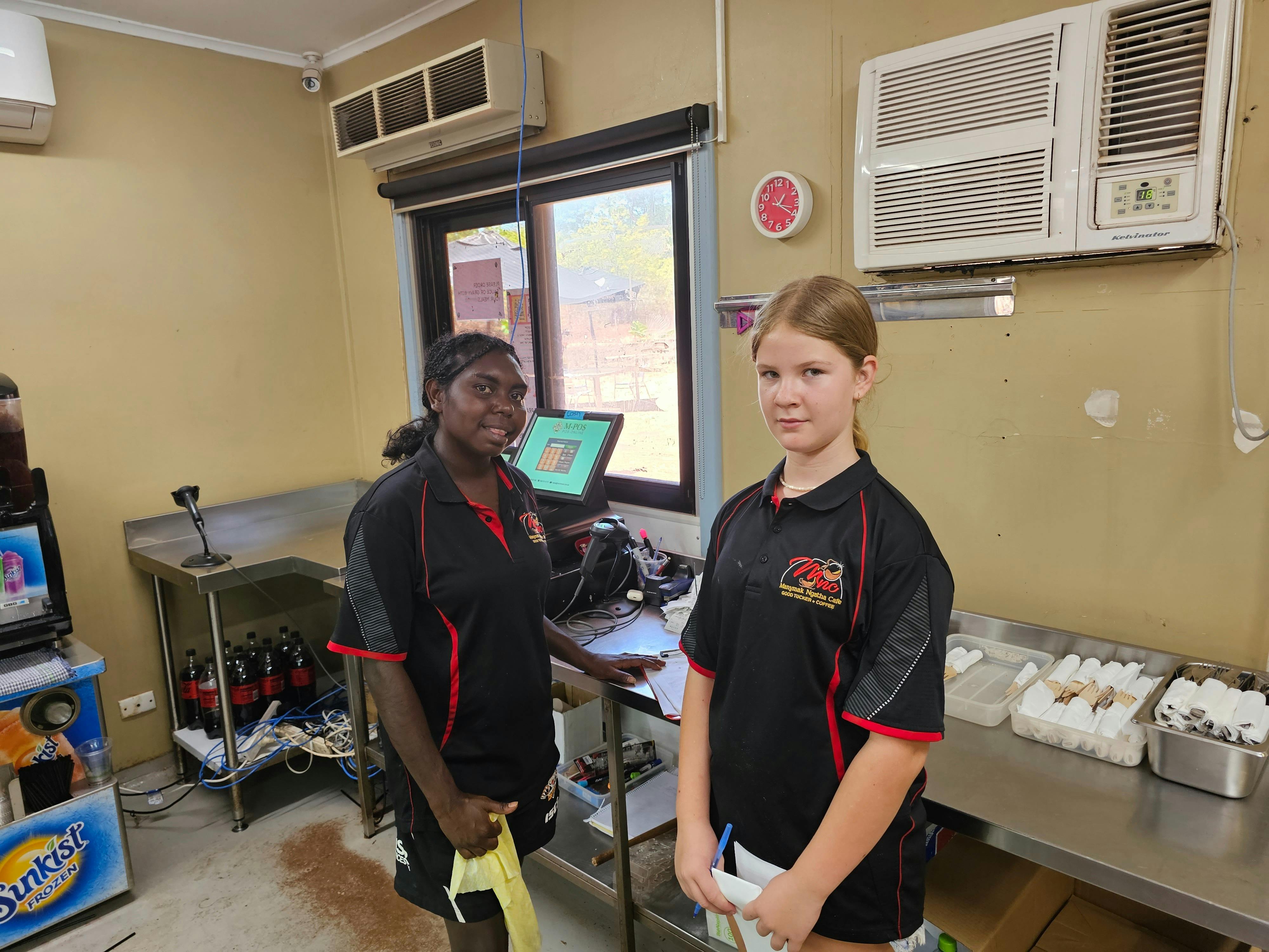 Nhawe Manymak Ngatha Cafe