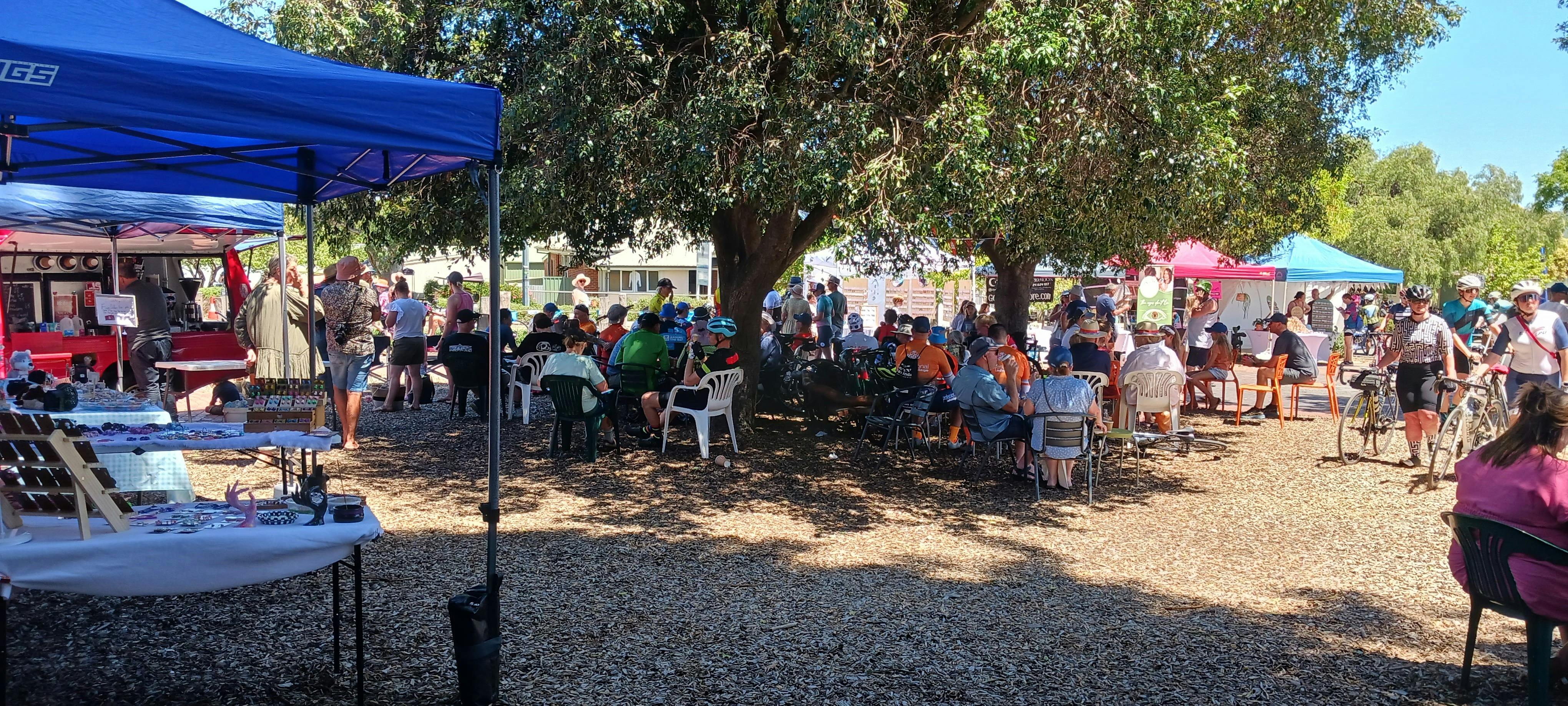 Tour Down Under - Women's Stage 2, Cheer on Picnic in the Square
