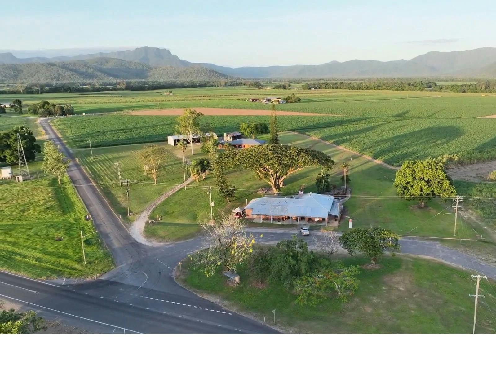 Cloakey's, Warrgamay Country, North Queensland Cloakey's, Warrgamay Country, North Queensland
