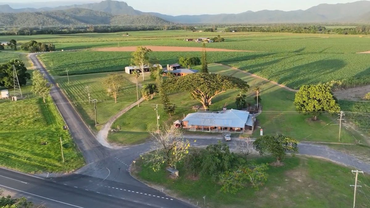 Cloakey's, Warrgamay Country, North Queensland