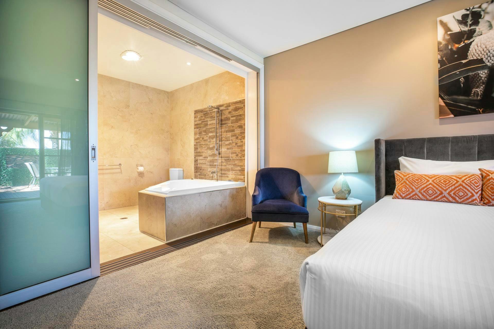 Nightcap at Macquarie Inn