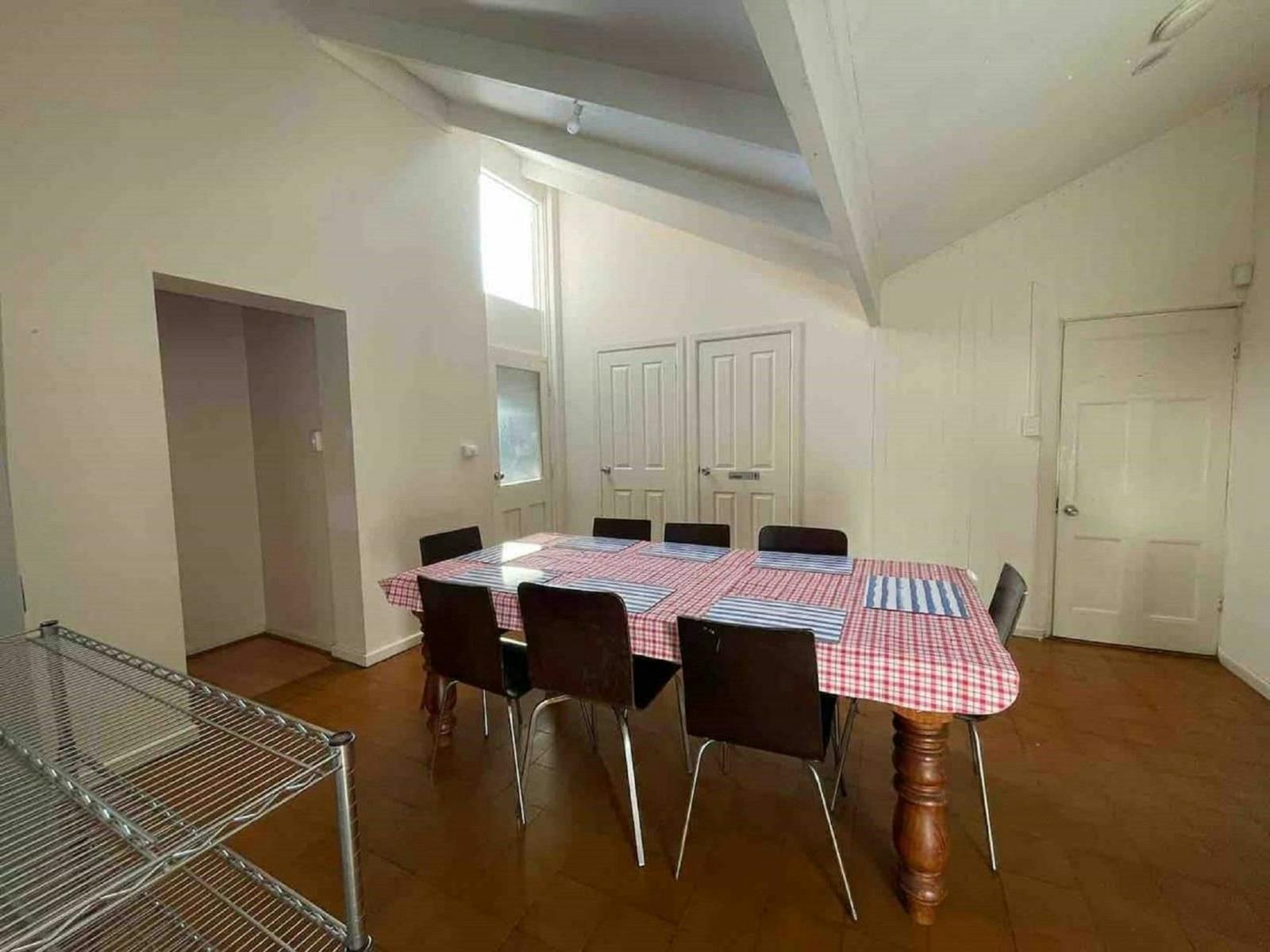Westbourne Park Salt Pool Holiday House | Westbourne Park Saltpool Hideaway