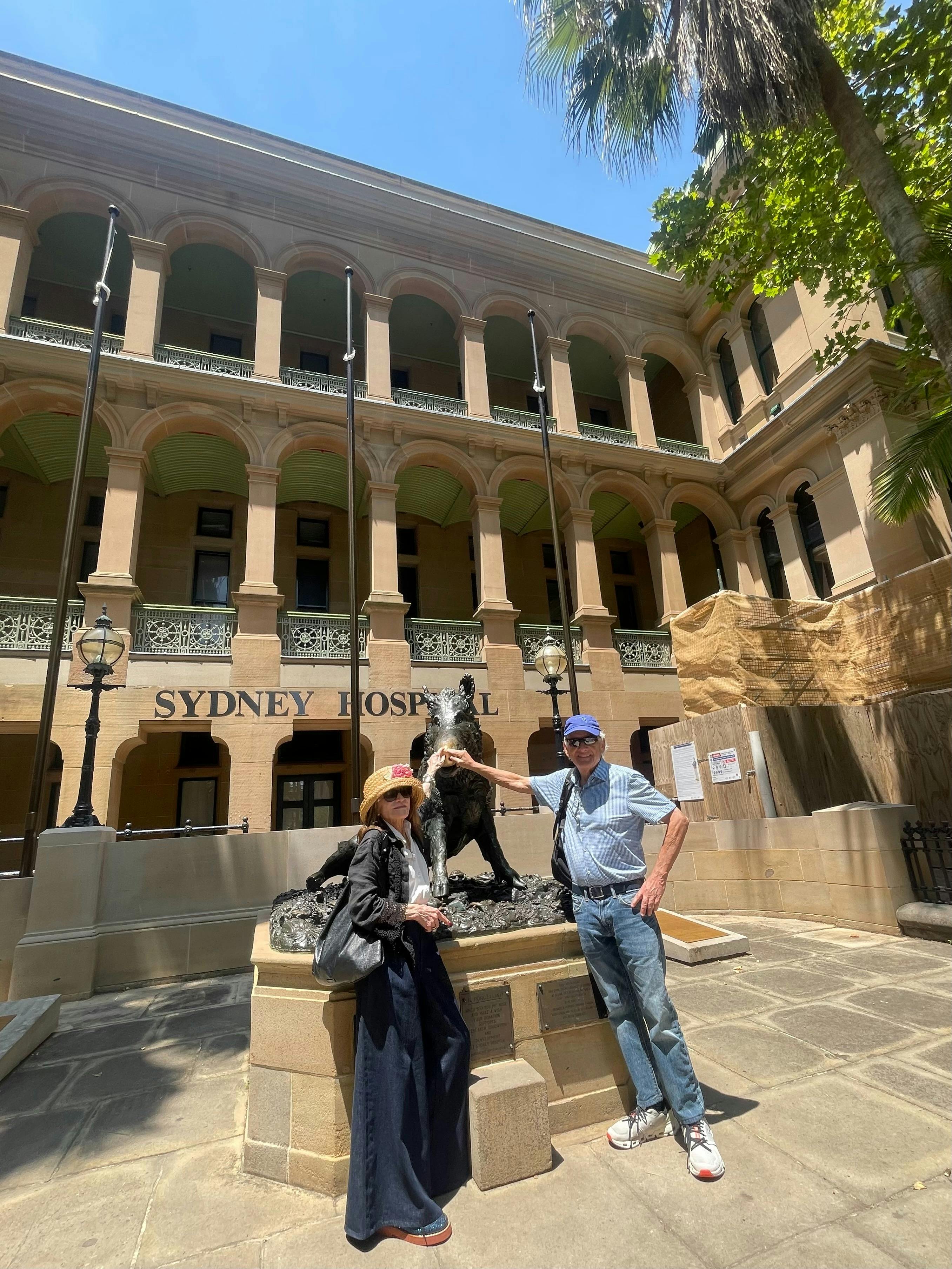 Sydney Beaches, Harbour & City Sights Tour