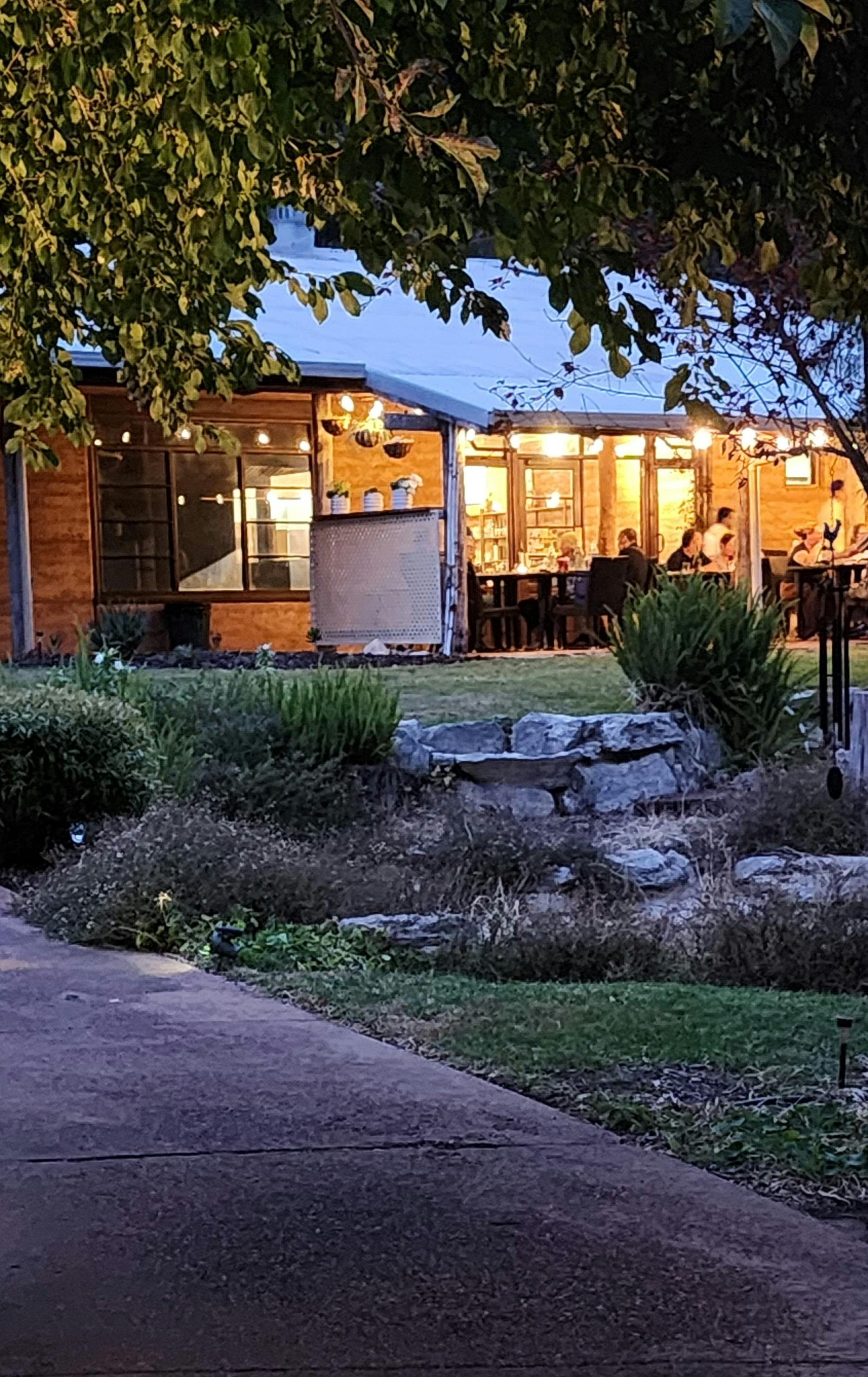 Casual cool evenings at Georgy Scott's