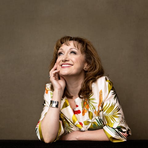 Home 3 8364843b31d7c6148b3de215a54febba