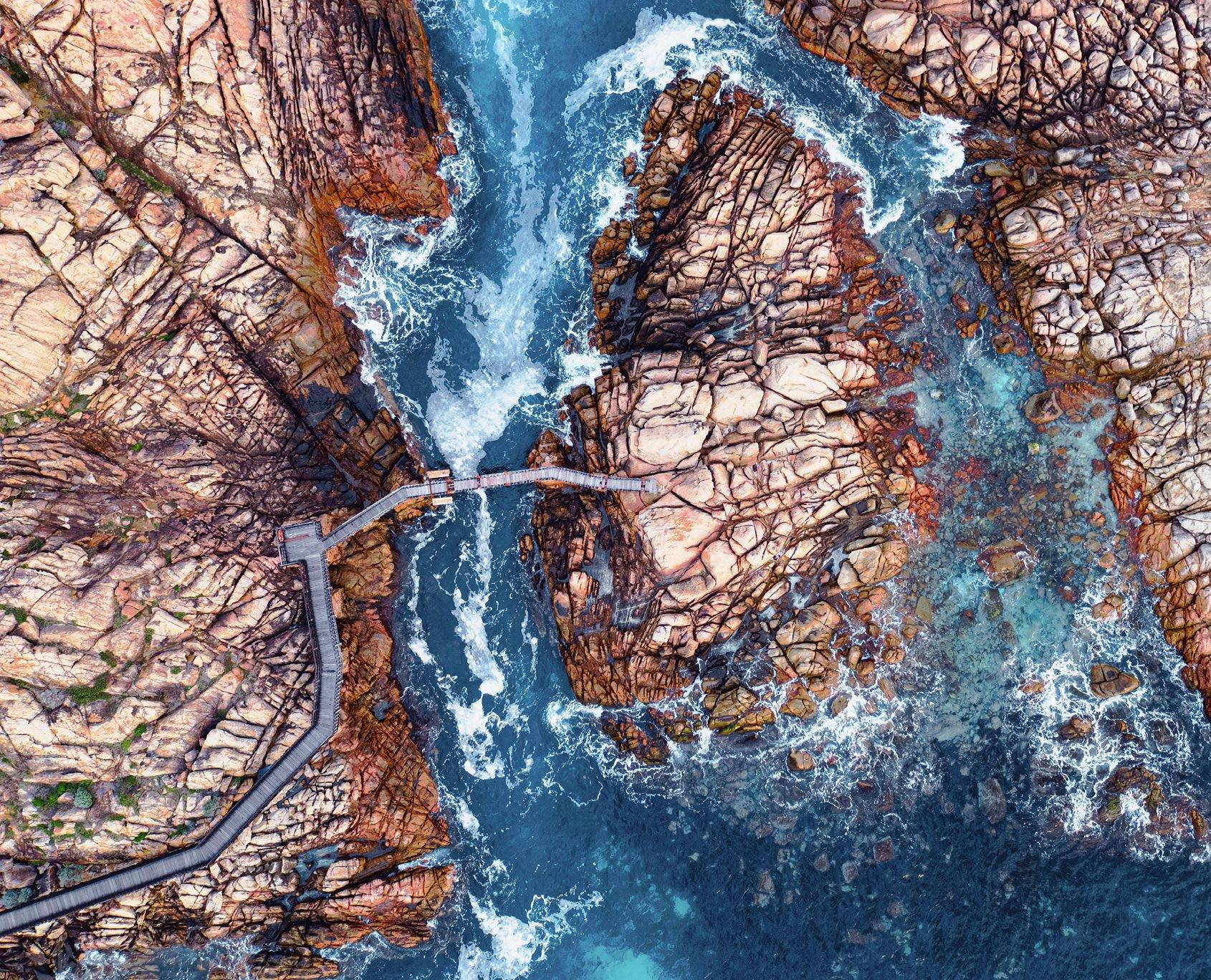 Canal-Rocks