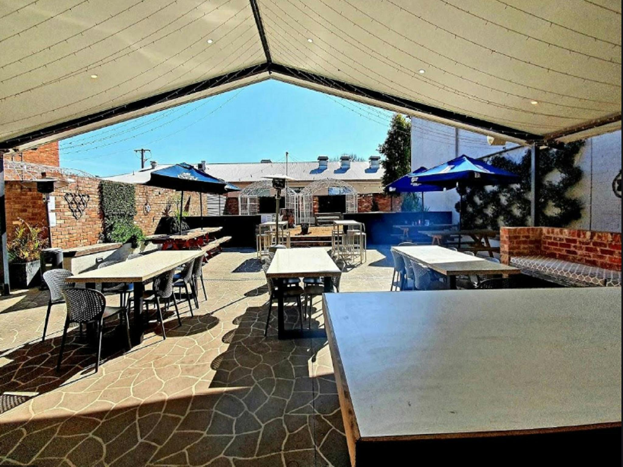 Cow and Calf Hotel NSW Holidays & Things to Do