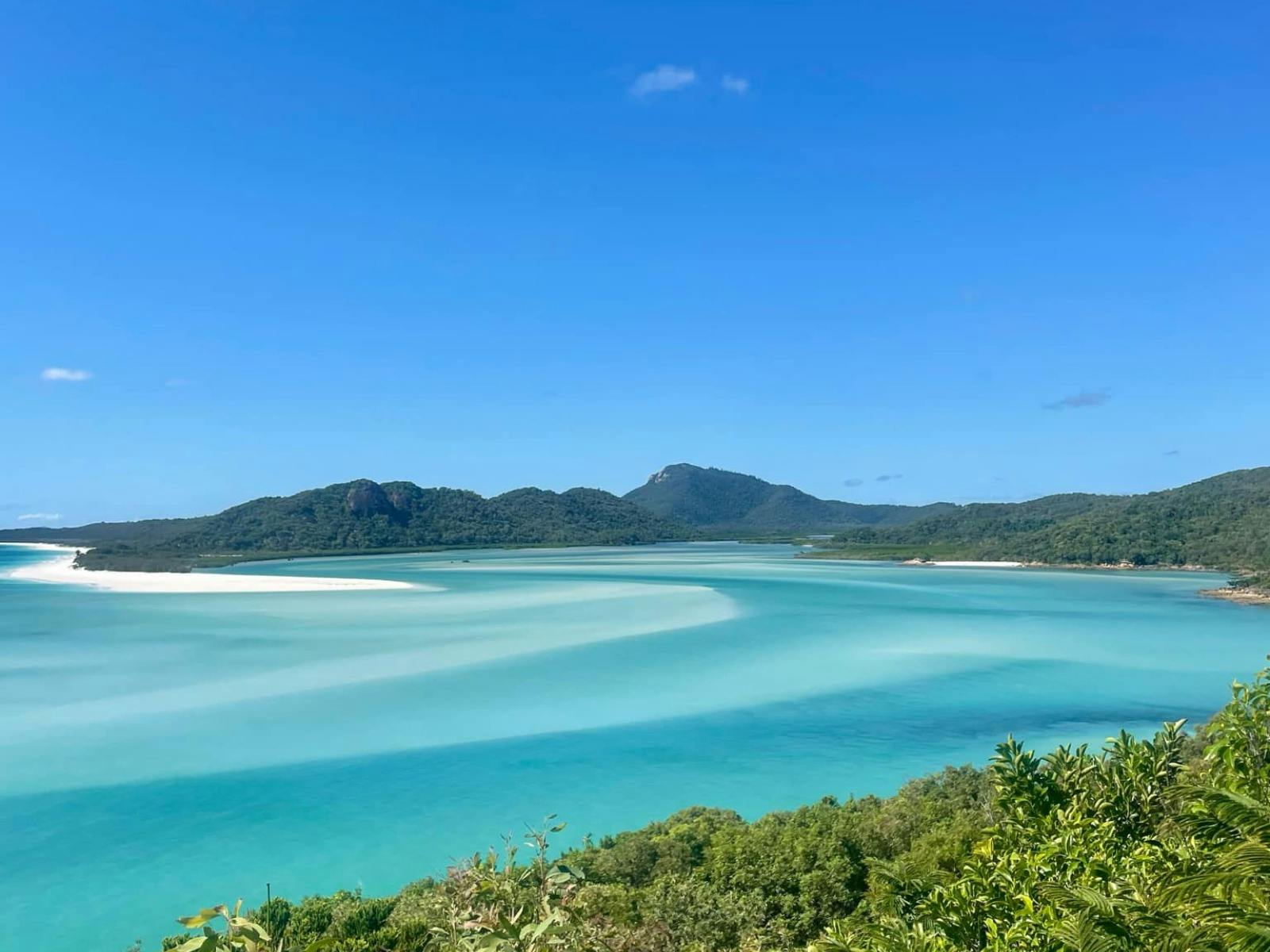 Drift over to world-famous Whitehaven Beach aboard Summer Jo, where turquoise waters meet pure bliss
