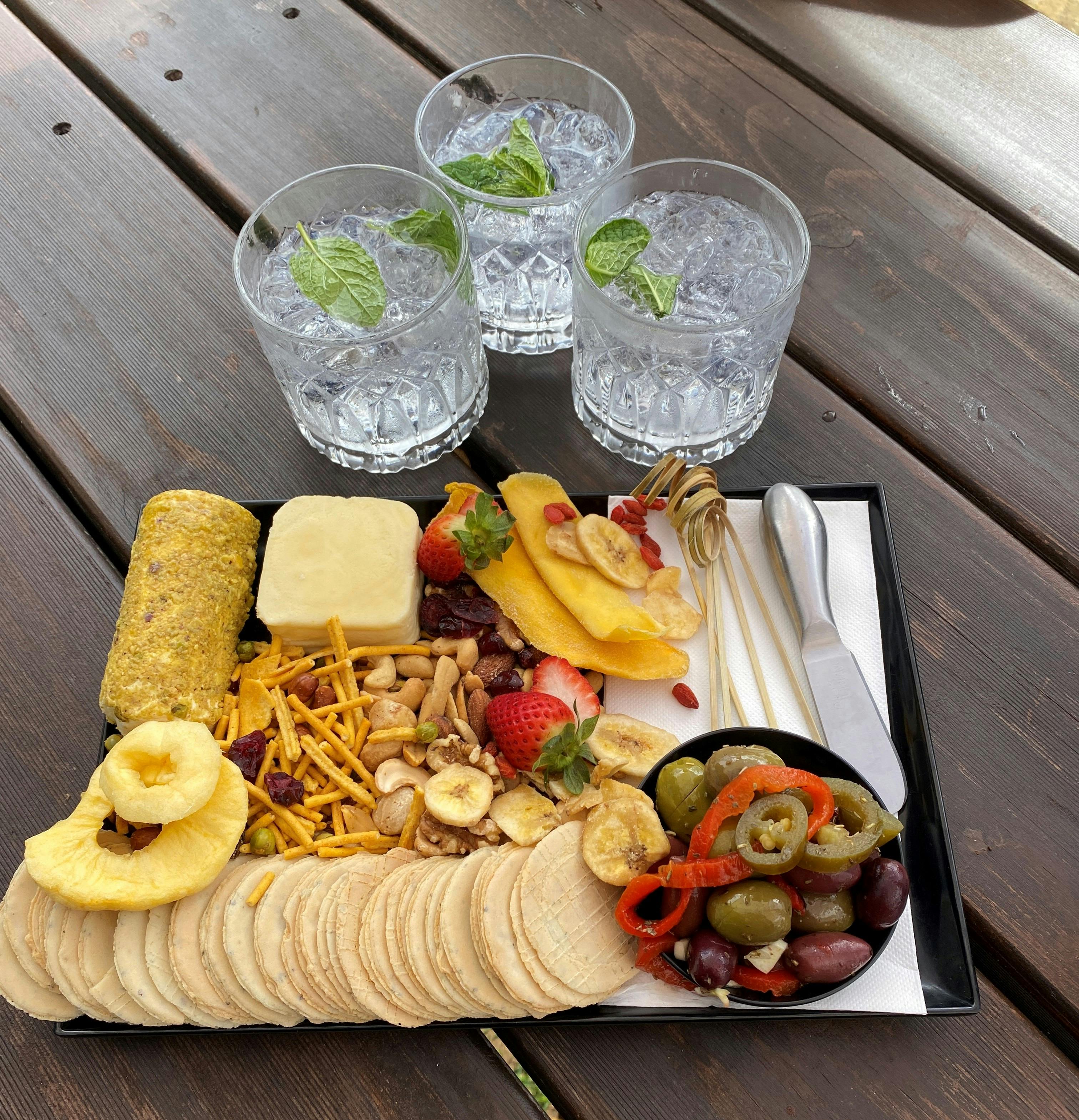 Gin and cheese platter