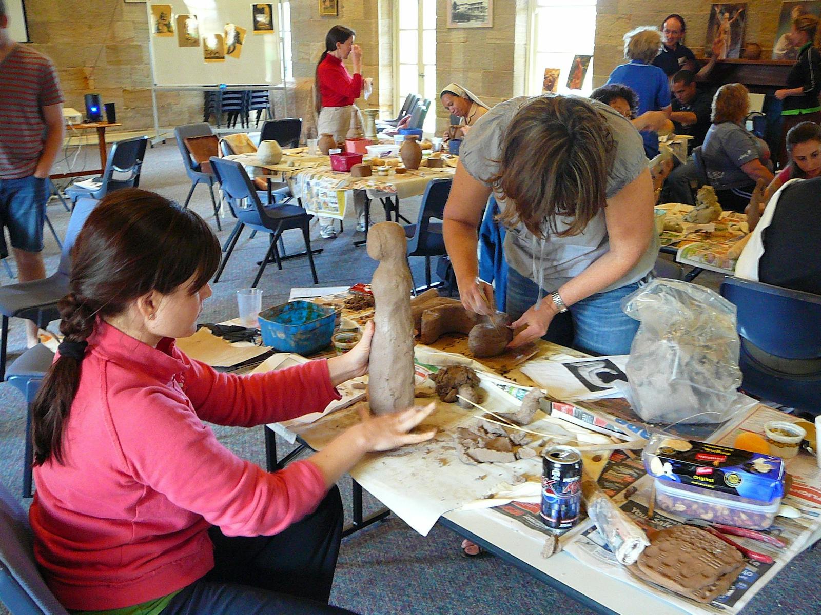 시드니 도자기 교실 및 도예 코스