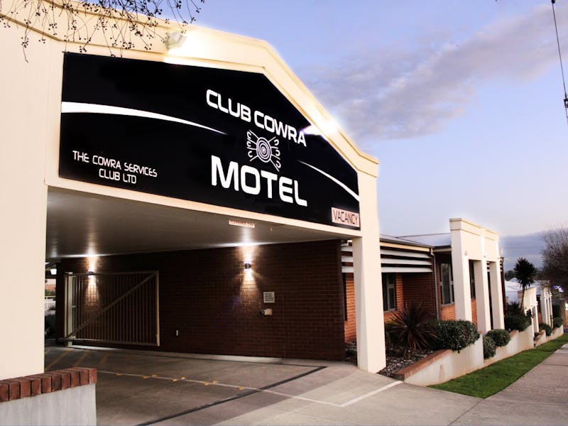 Club Cowra Motel edit1