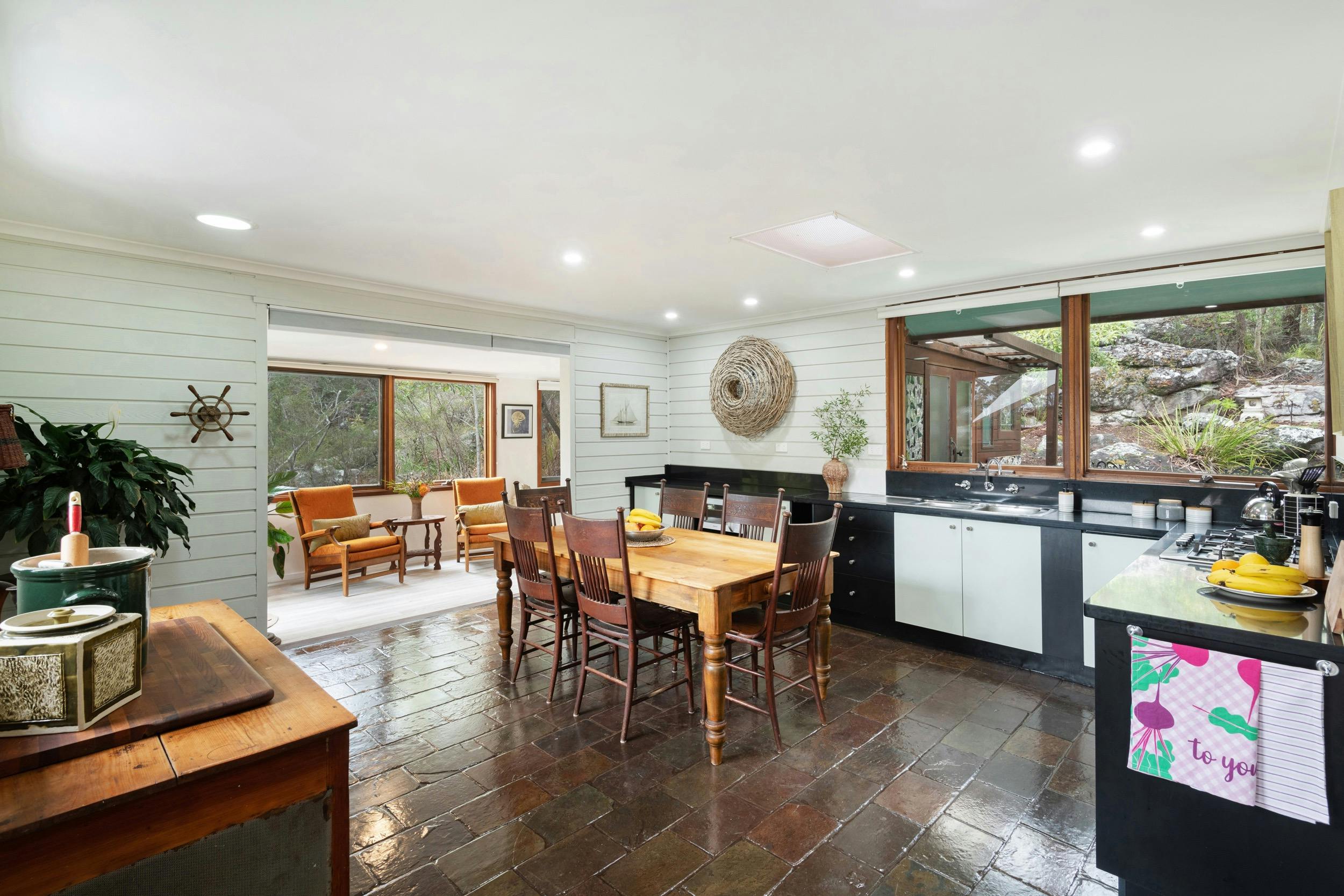 Meribella, Photographer Russell Quinn