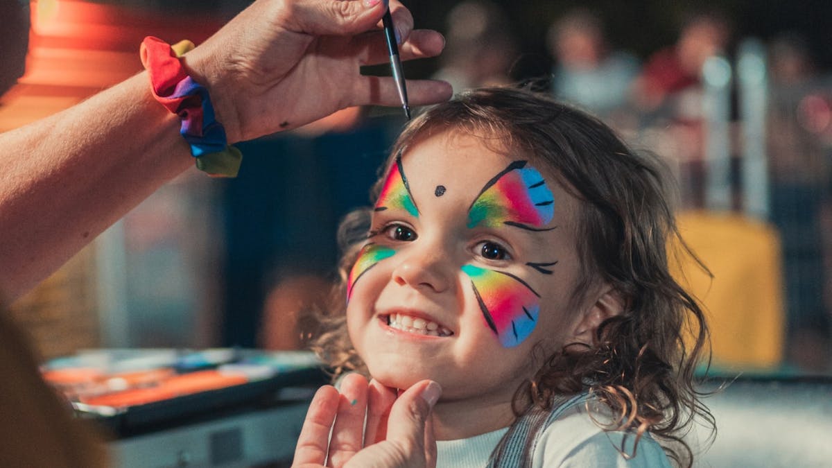 Face paint at Beenleigh twilight markets Face paint at Beenleigh twilight markets