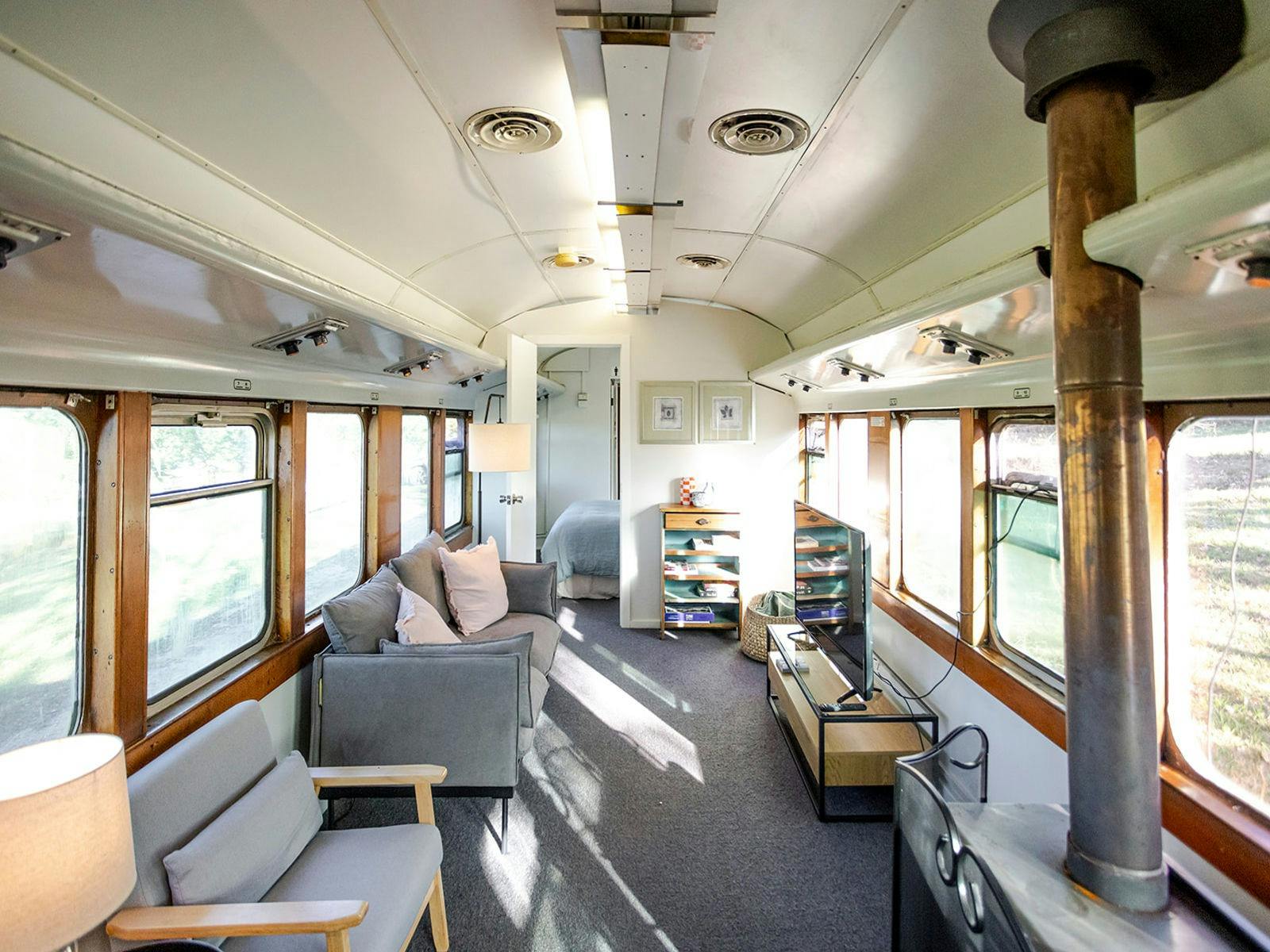 train carriage loco at ross hill