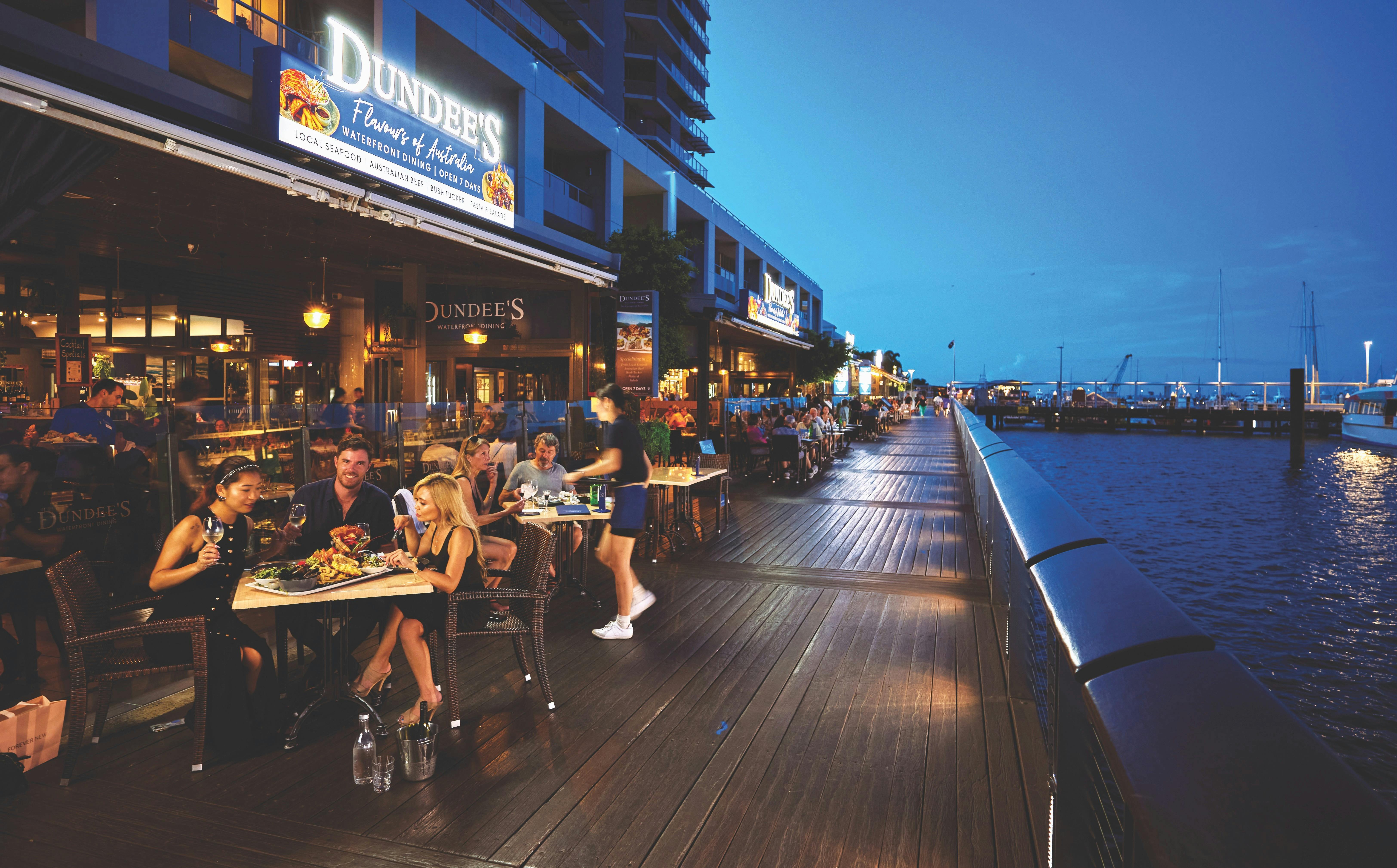Dundee's Restaurant On The Waterfront