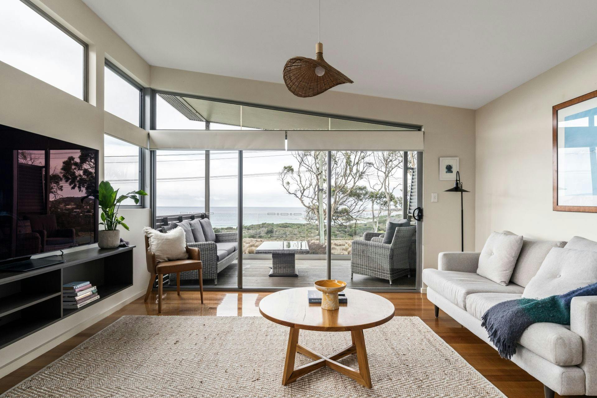 138 Tasman