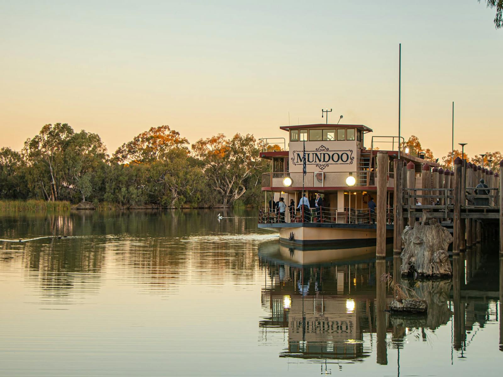 Paddle Boat Mundoo at Sunset