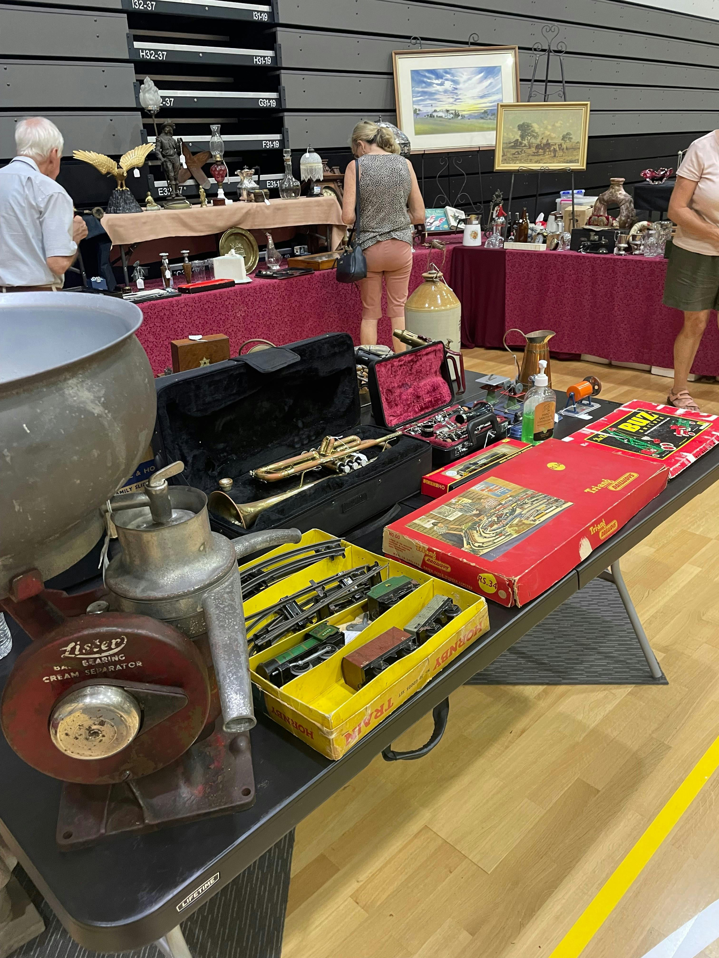 Morayfield Antique, Collectable & Record Fair  Some of the items you might see at one of our fairs.