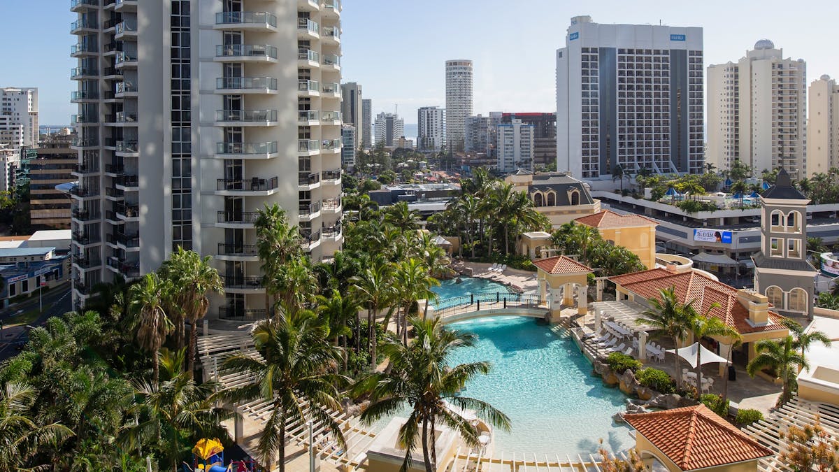 Mantra Towers of Chevron - Swimming Pool