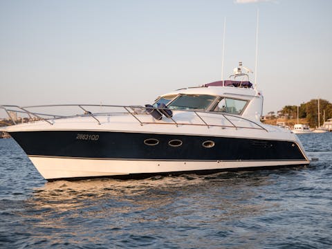 Half Day Cruise on MV Inception