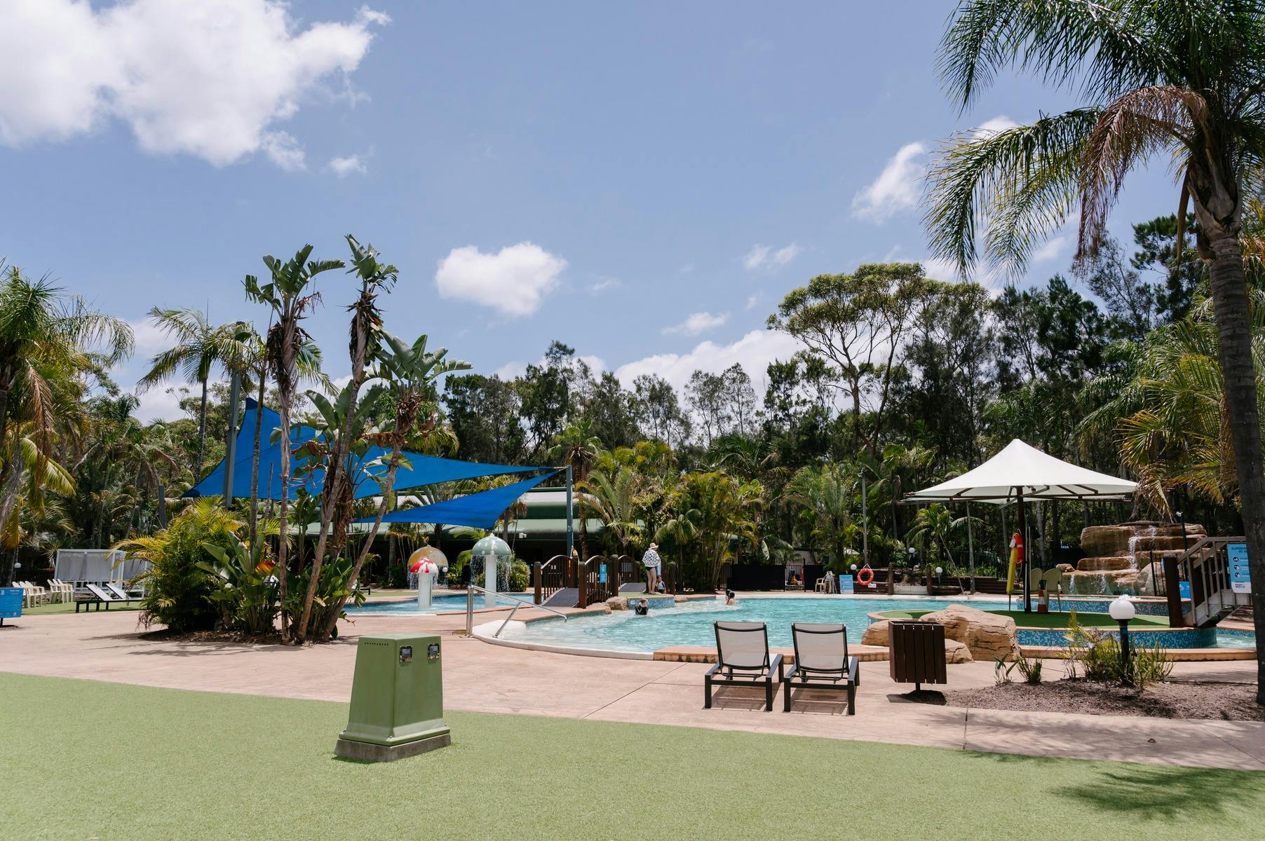 Schwimmbad und Wasserpark