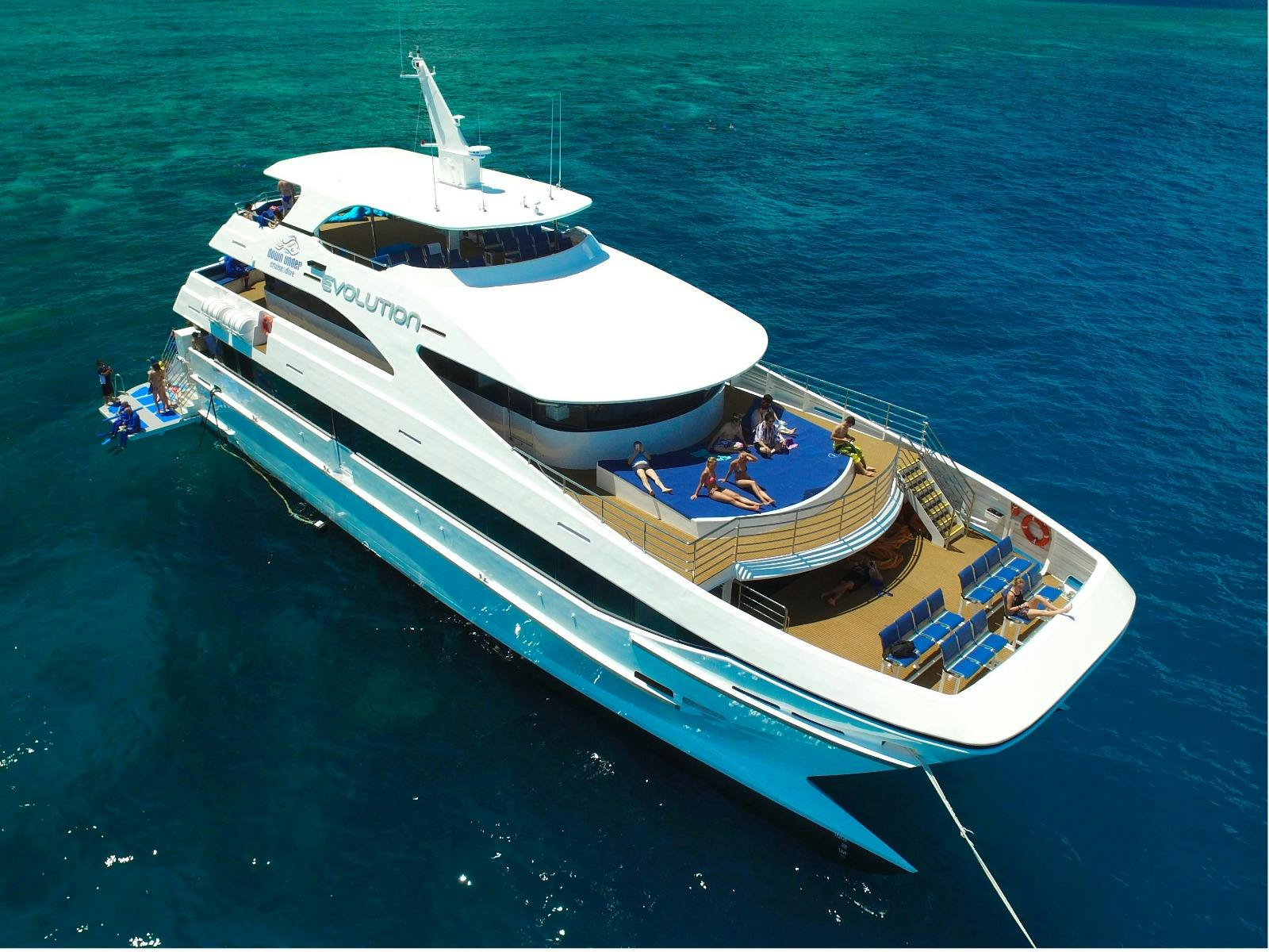 35 metre superyacht Evolution