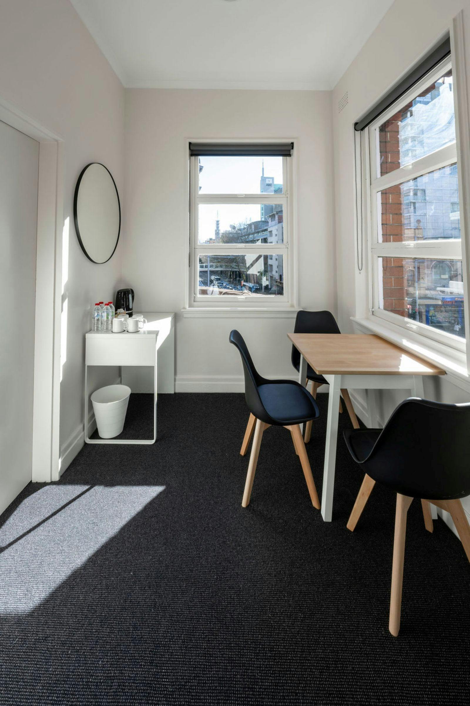 百老匯客房休息區酒吧