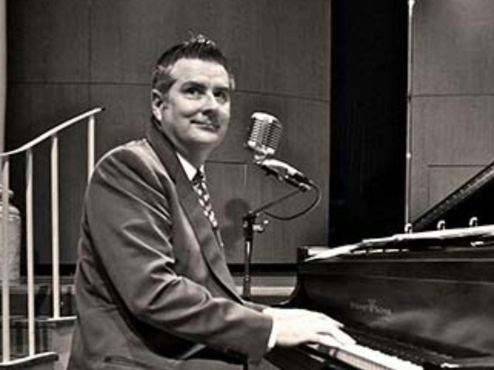 Dorian Mode at the piano on stage