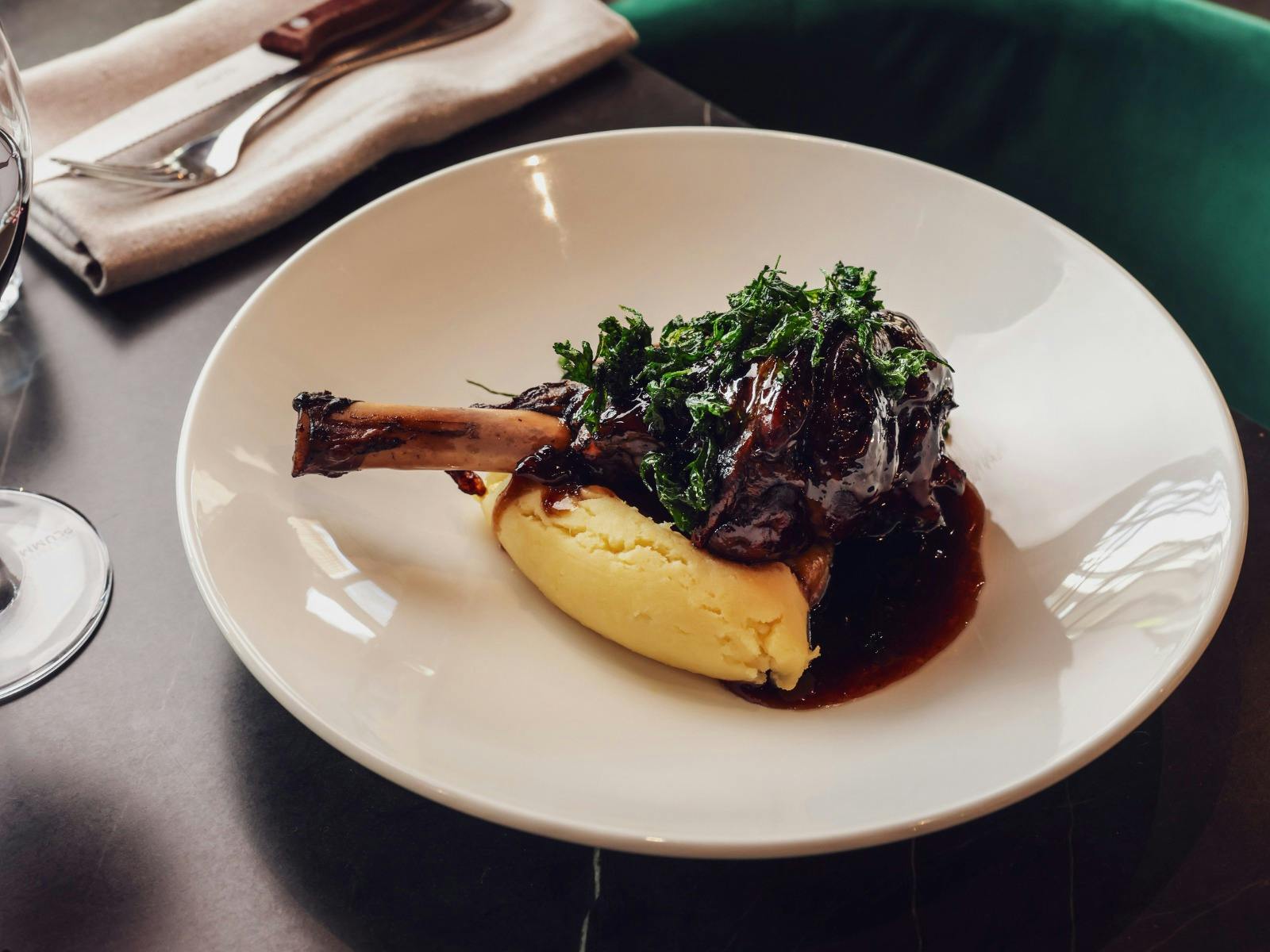 Best A La Carte Menu in Moonee Ponds - Saros Bar and Dining
