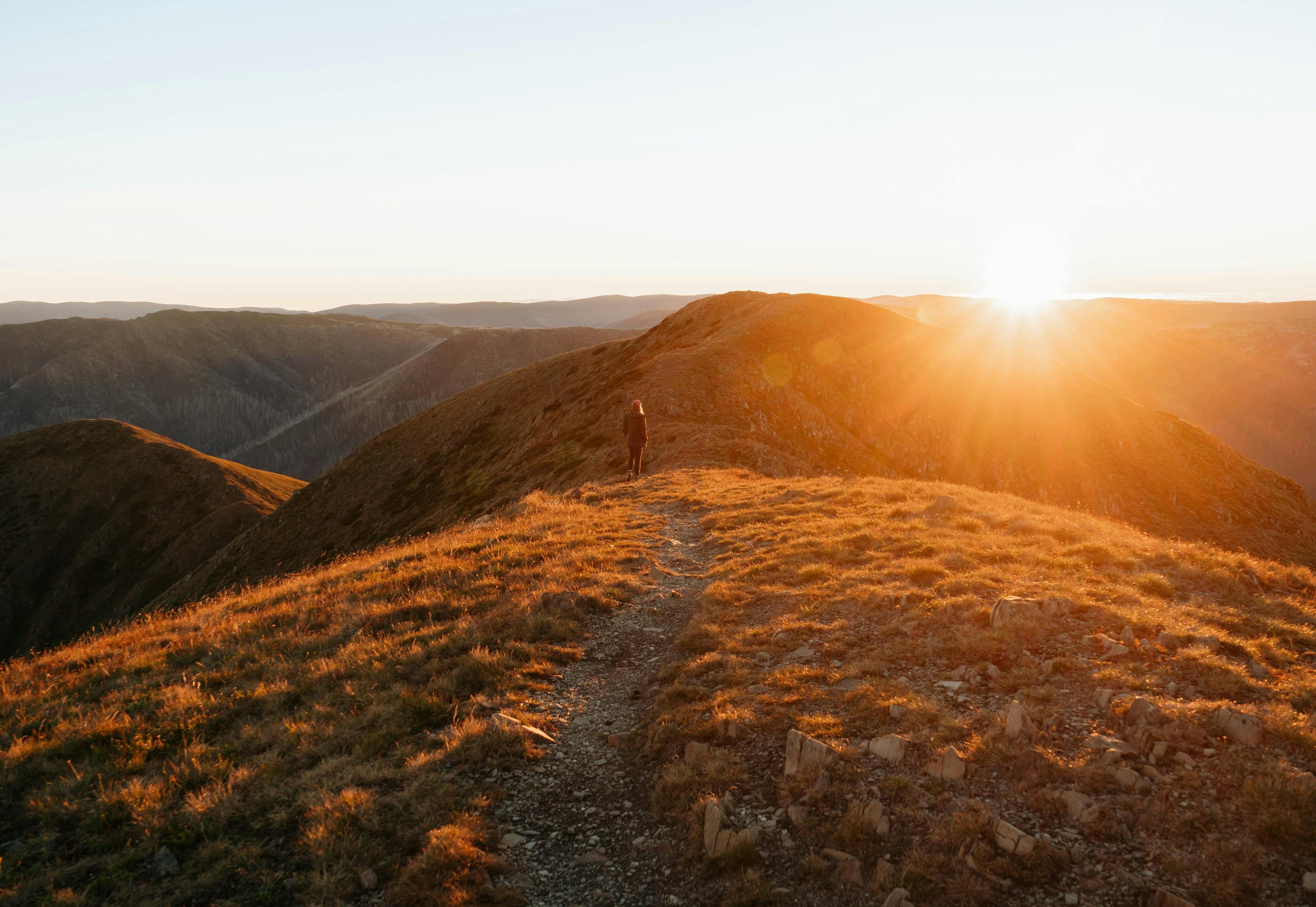 Sunrise on Mt Feathertop